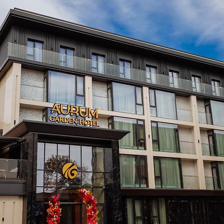 Aurum Garden Hotel Шимкент Екстериор снимка