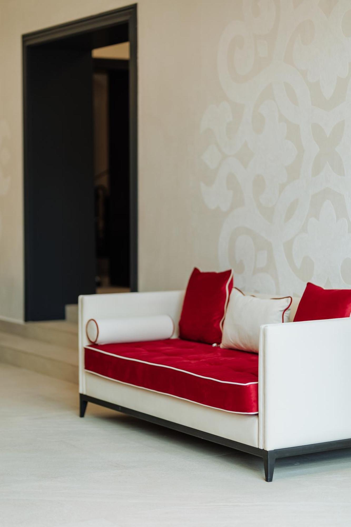 Aurum Garden Hotel Шимкент Екстериор снимка
